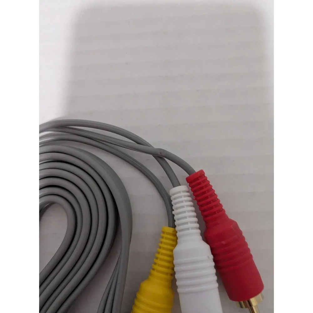 Aokin AV Cable For Wii Or Wii U - Picture 2 of 4